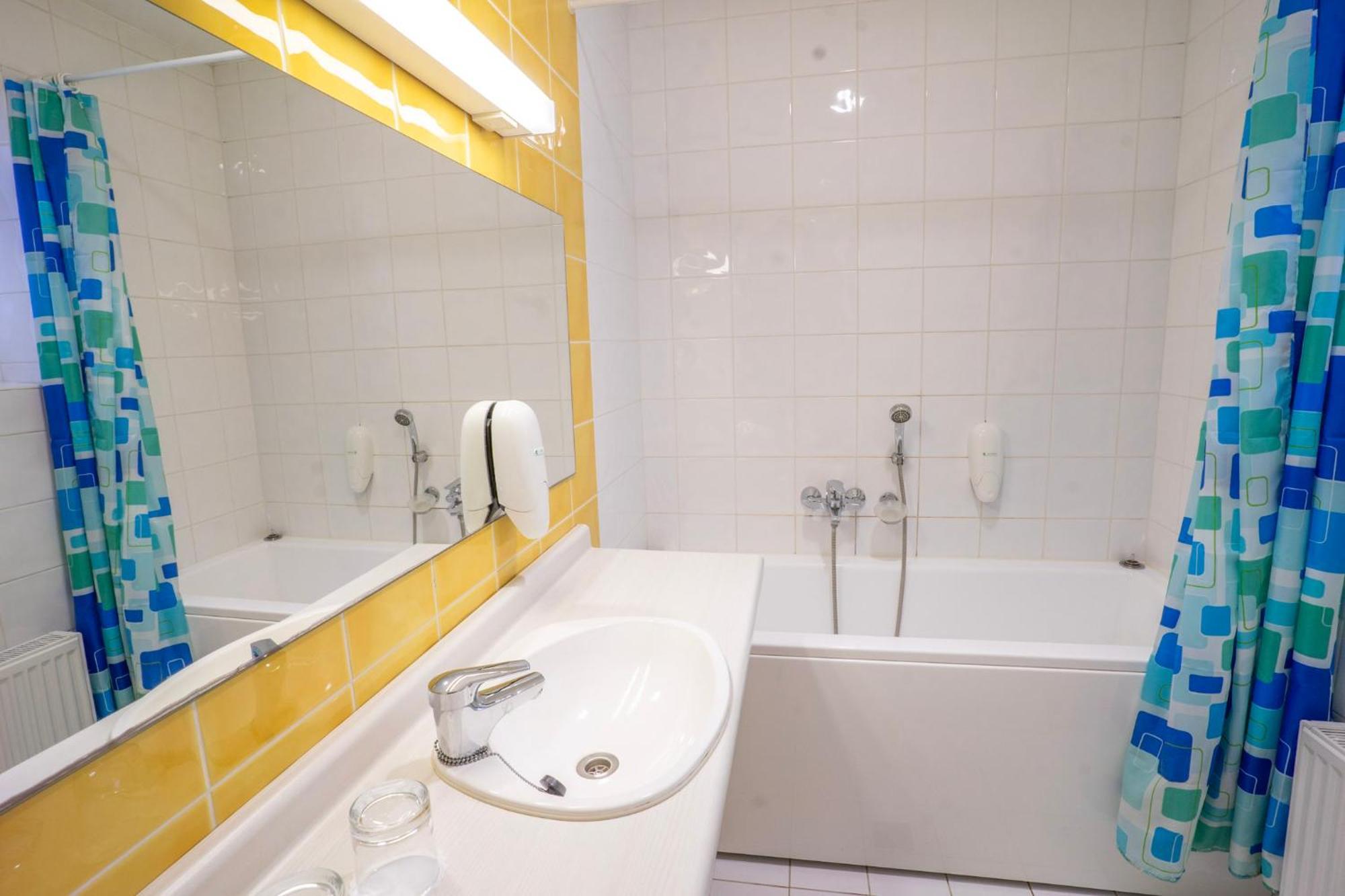 Kongo Hotel ฮัปซาลู ภายนอก รูปภาพ